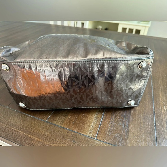 Michael Kors satchel - Picture 5 of 16